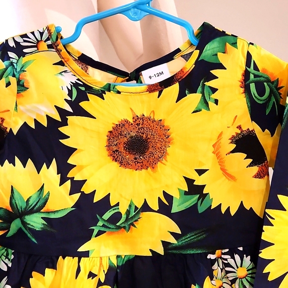 NEW GIRLS LONG SLEEVES SUNFLOWER DRESS. SIZE 9-12 MONTHS SPRING SUMMER DRESS. - Picture 2 of 8